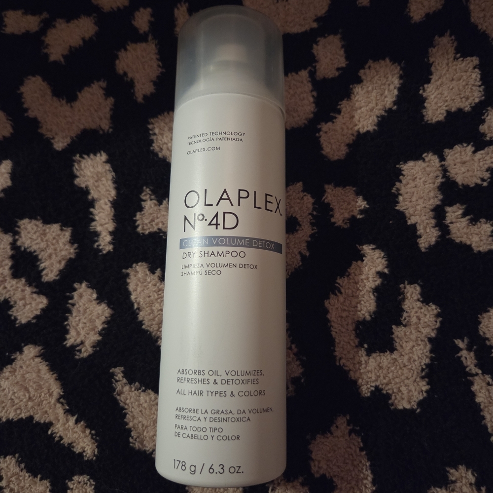 NWT Olaplex No. 4D Clean Volume Detox Dry Shampoo
